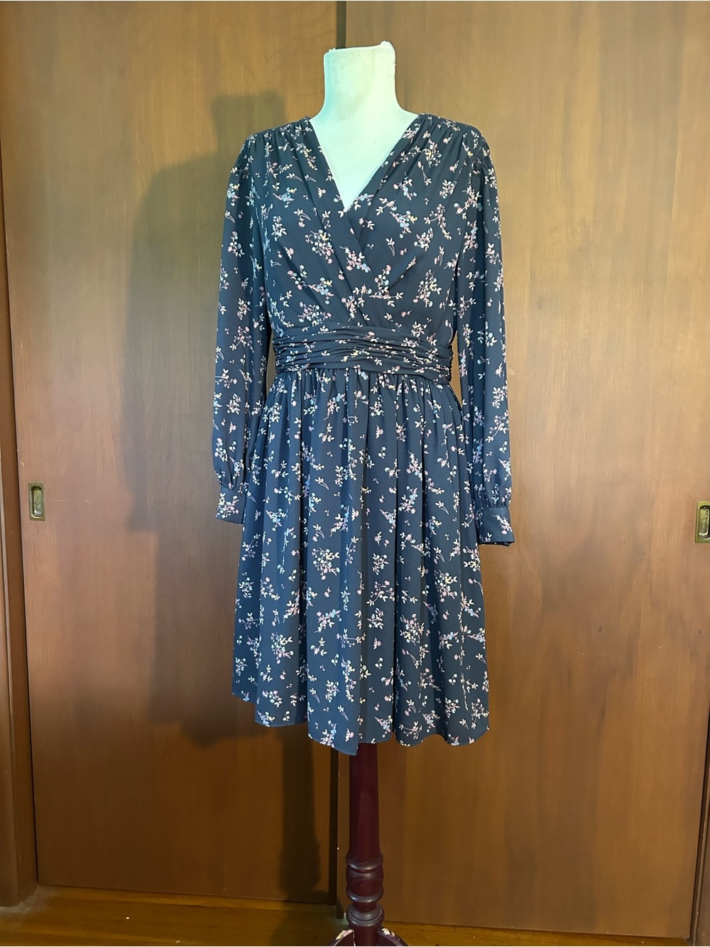 NWT Gal Meets Glam Kelsey Dress